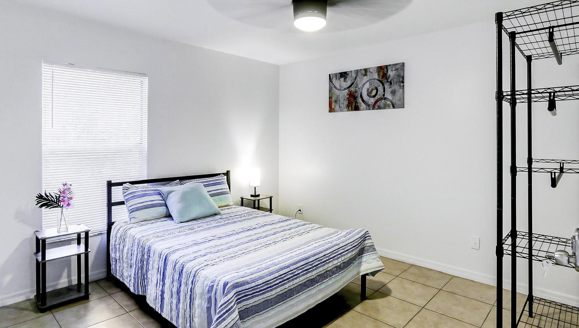 bedroom, detected:bed, window blind