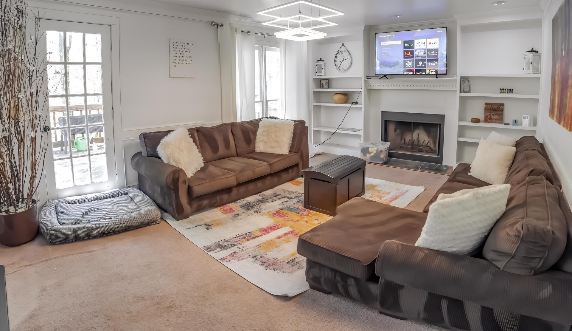 Common spaces including the kitchen