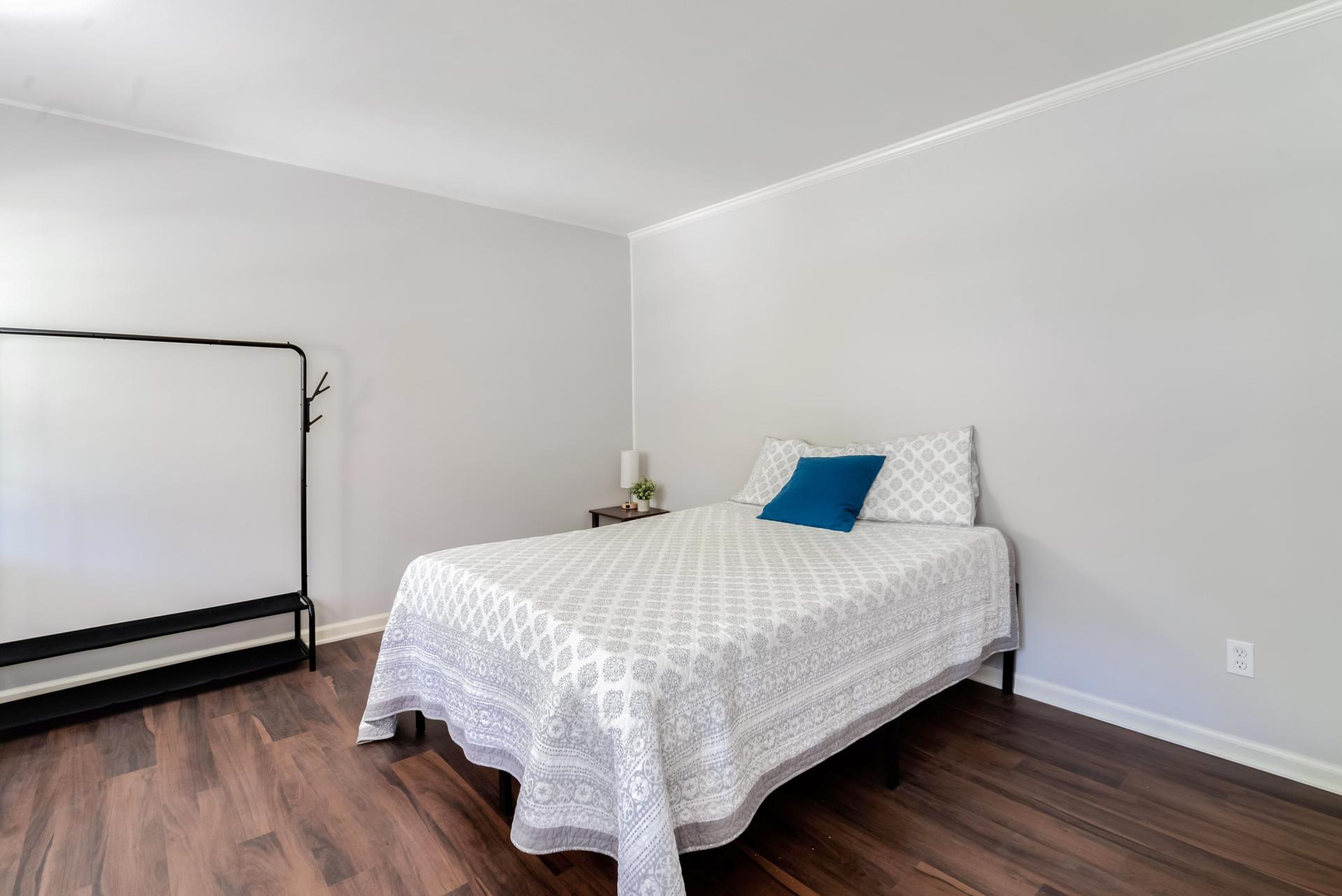 bedroom, detected:bed