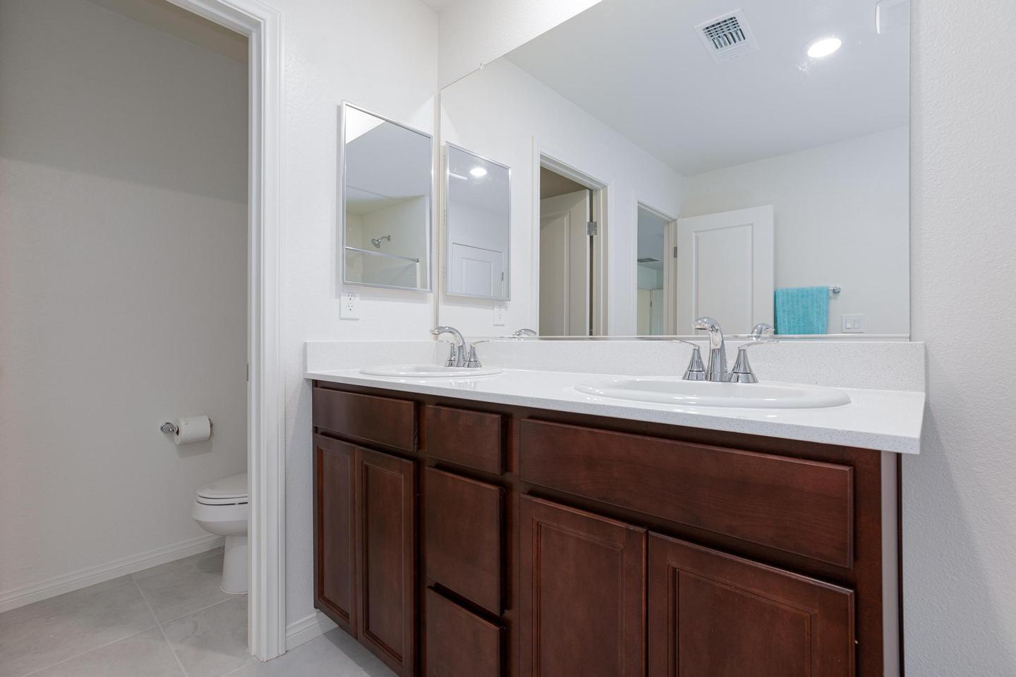 Bathroom 4