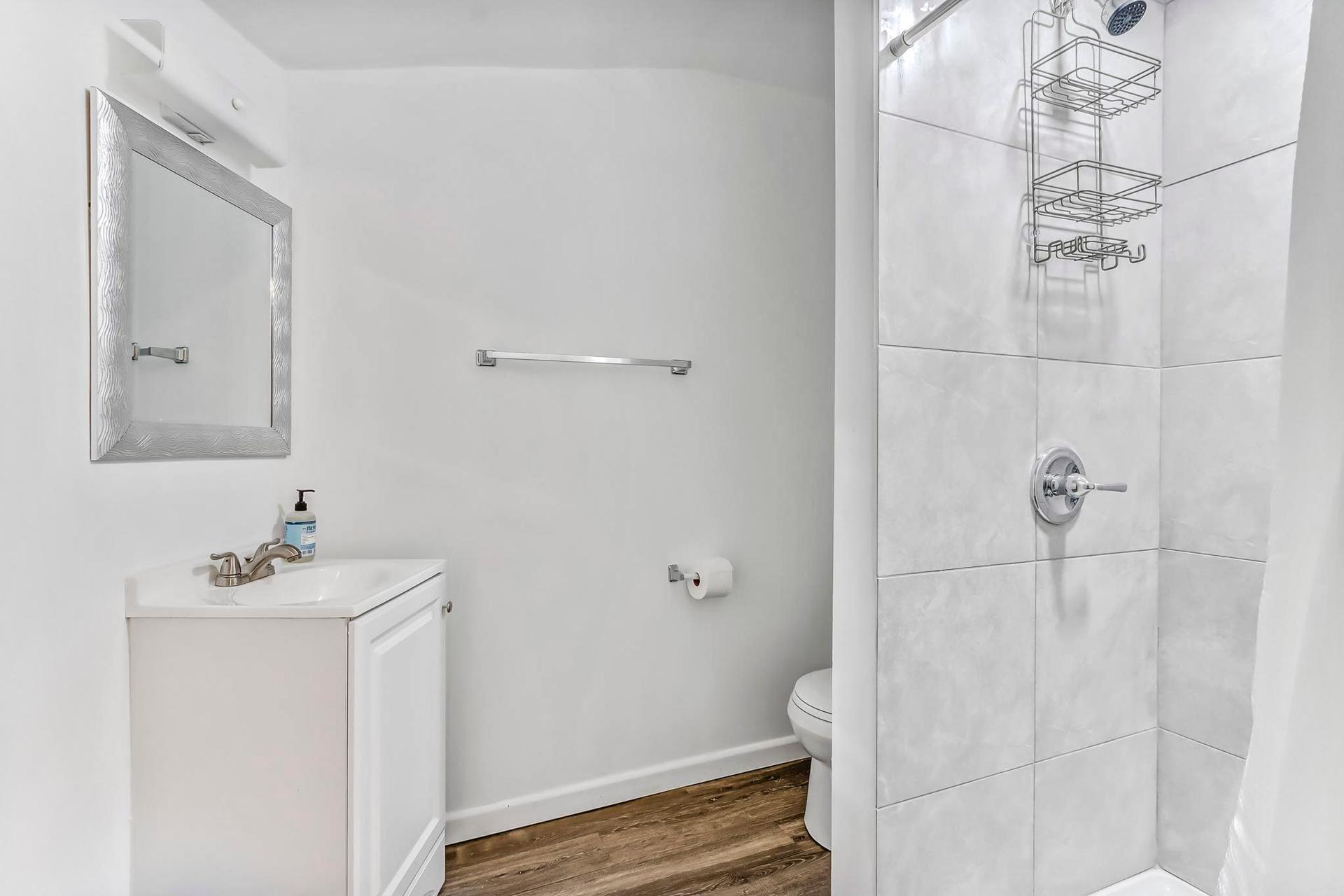 bathroom, detected:shower