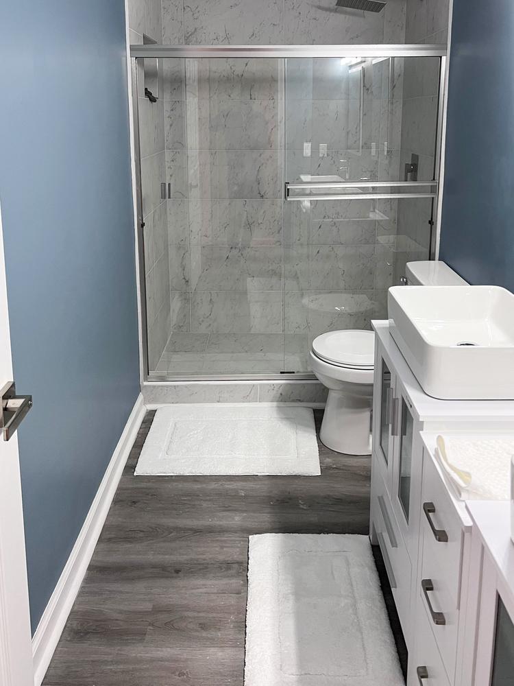 Bathroom(s)