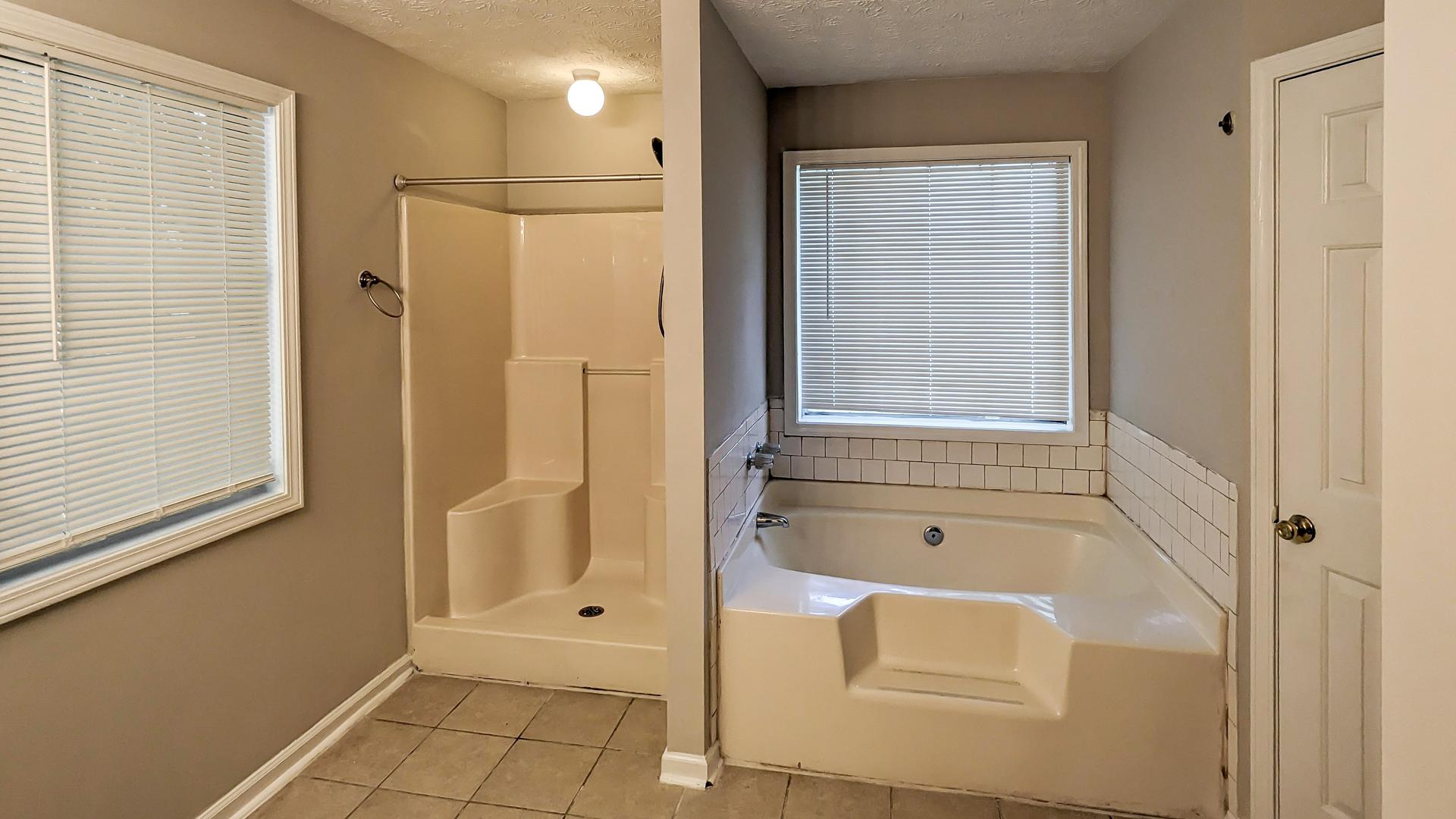 Bathroom(s)