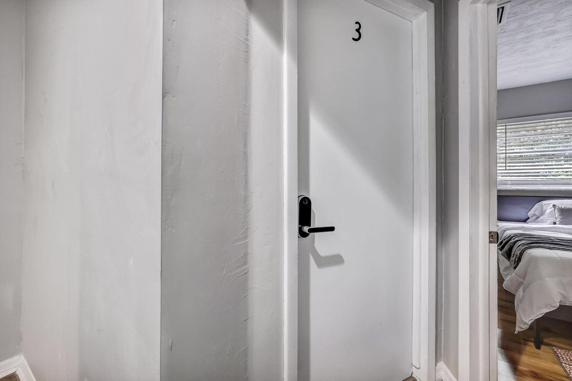bedroom, detected: