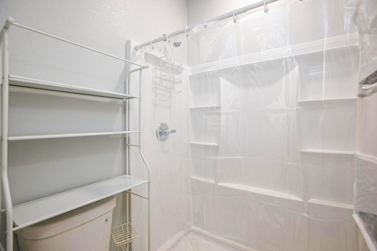 Bathroom(s)