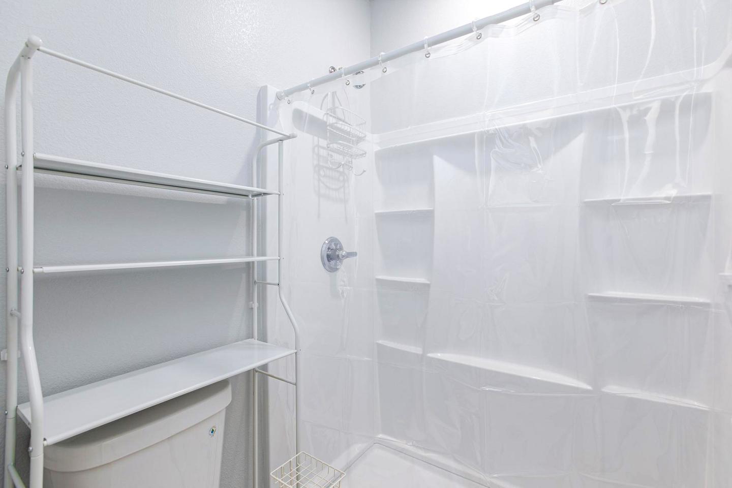 Bathroom(s)