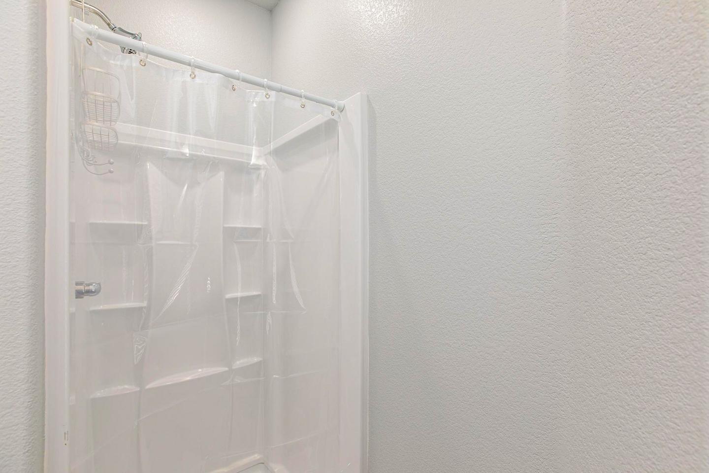 Bathroom(s)