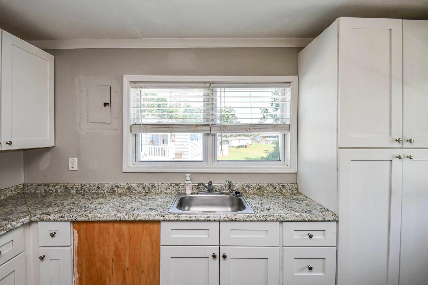 Common spaces including the kitchen