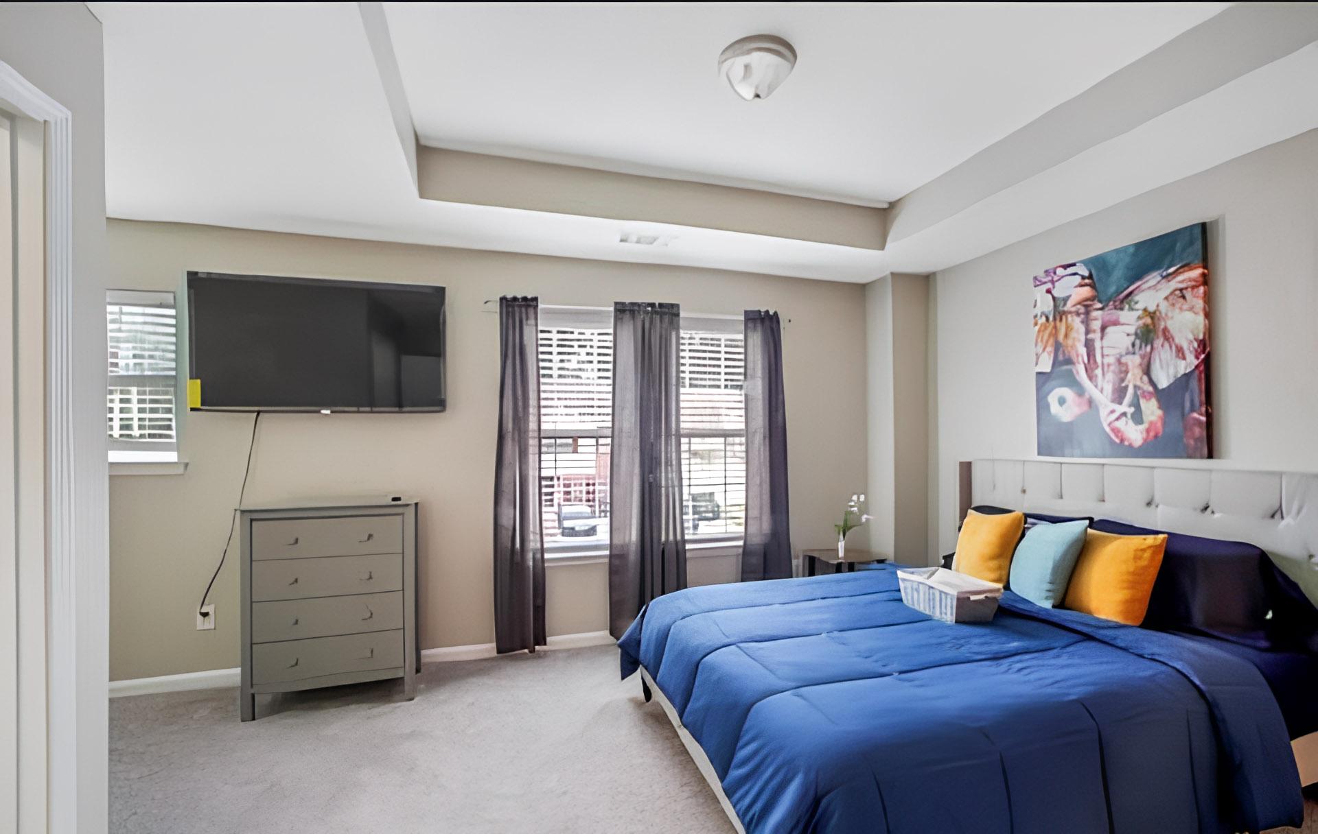 bedroom, detected:bed, ceiling fan
