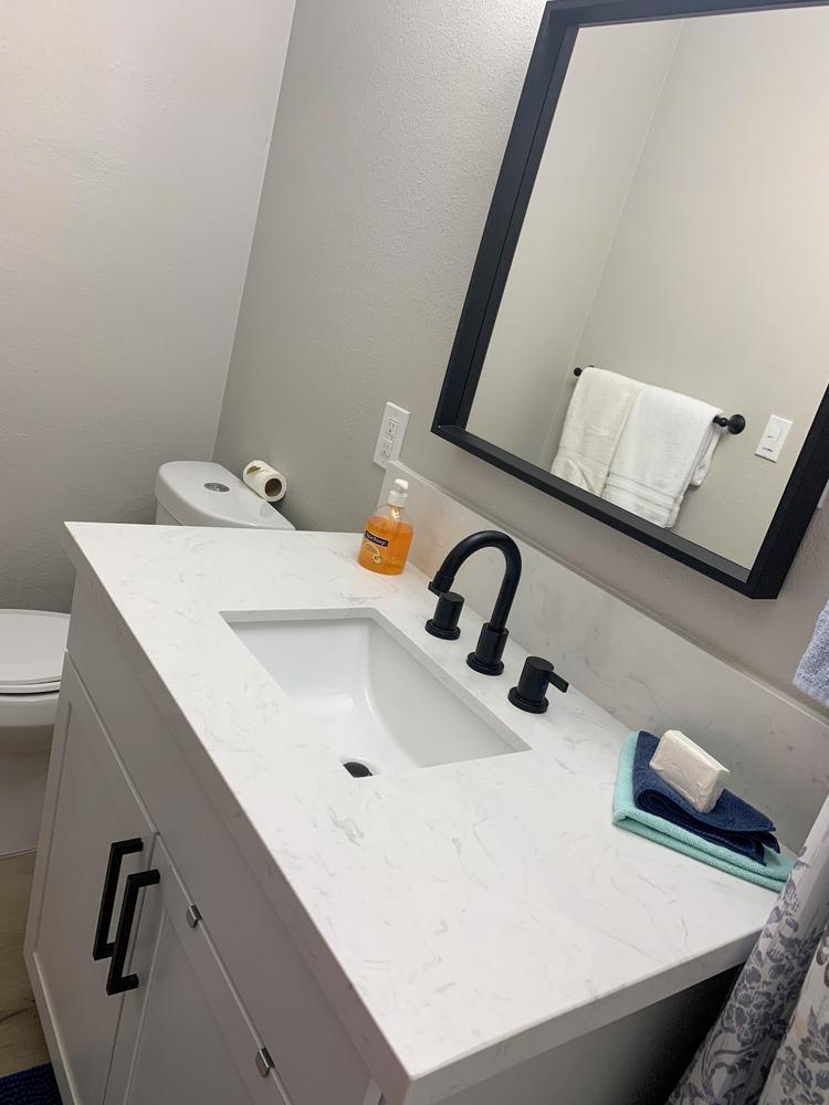 Bathroom(s)