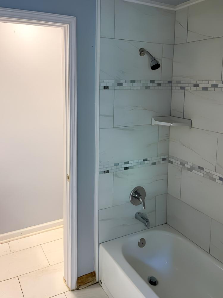 Bathroom(s)