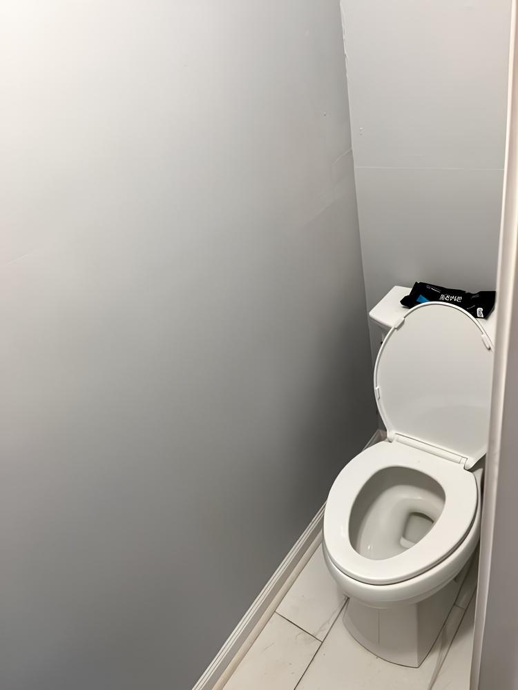 Bathroom(s)