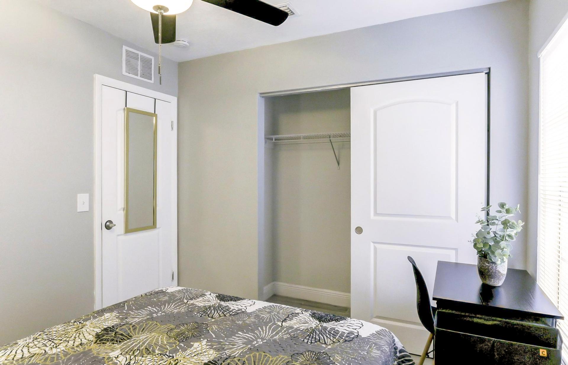 bedroom, detected:bed, window blind