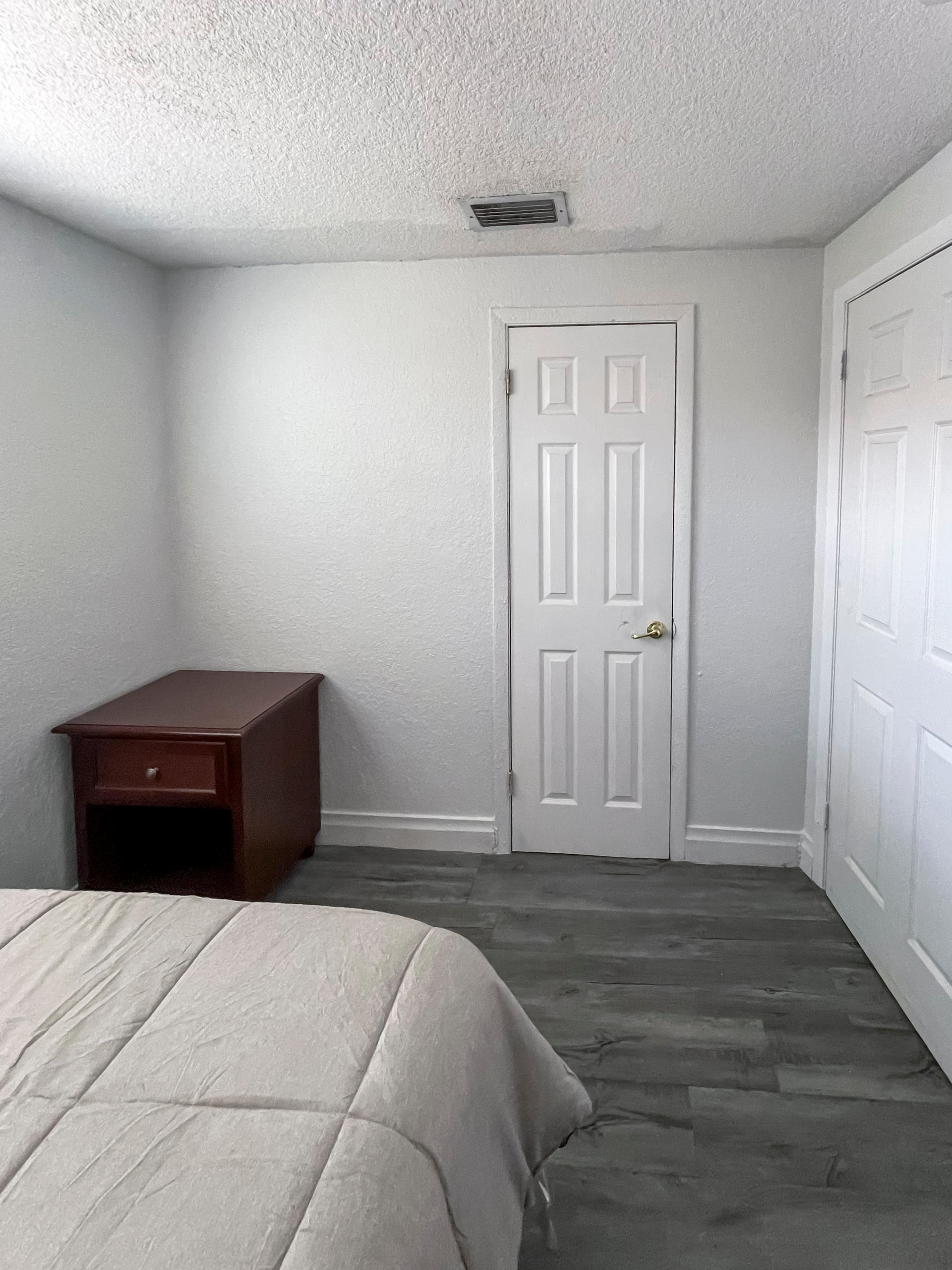 bedroom, detected:bed