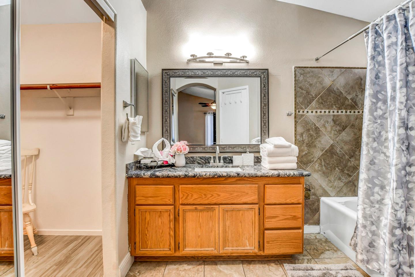 Bathroom(s)