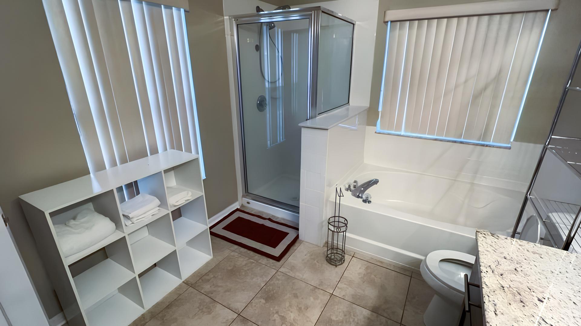 Bathroom(s)