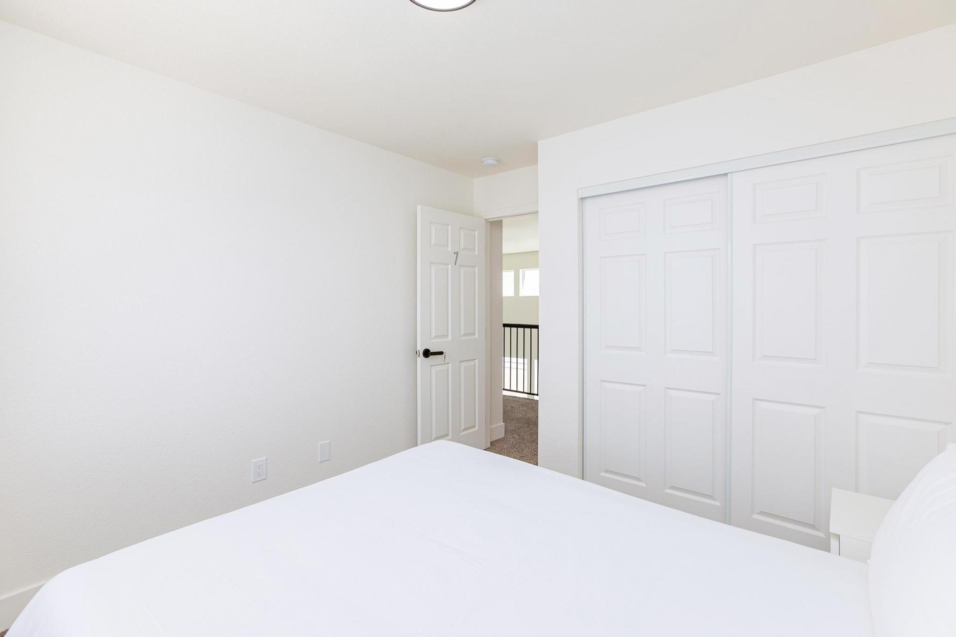 bedroom, detected:bed