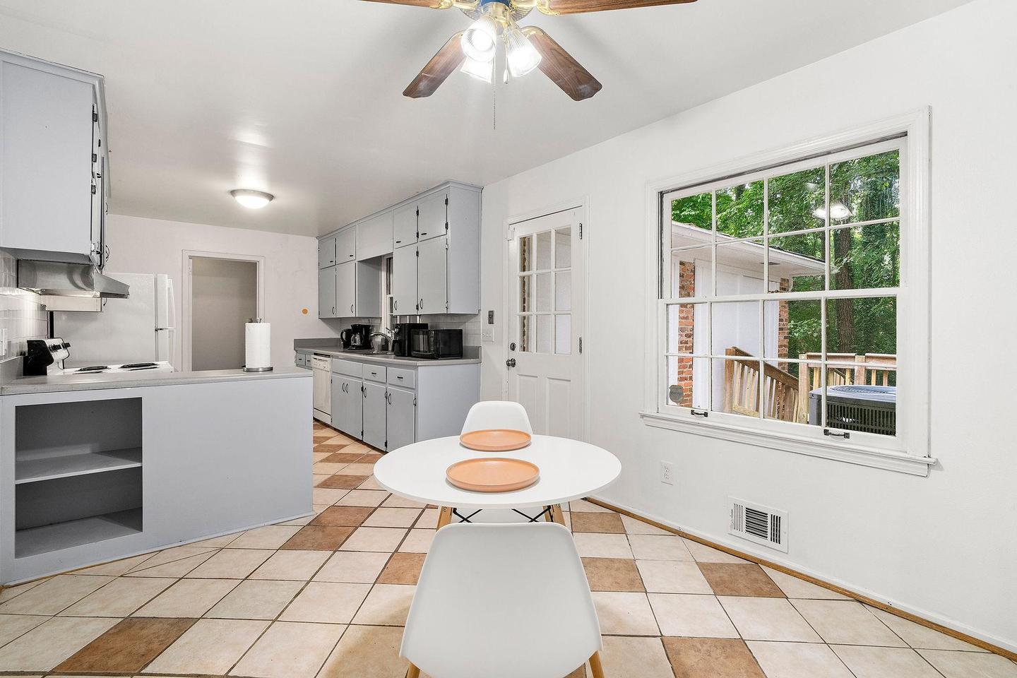 Common spaces including the kitchen