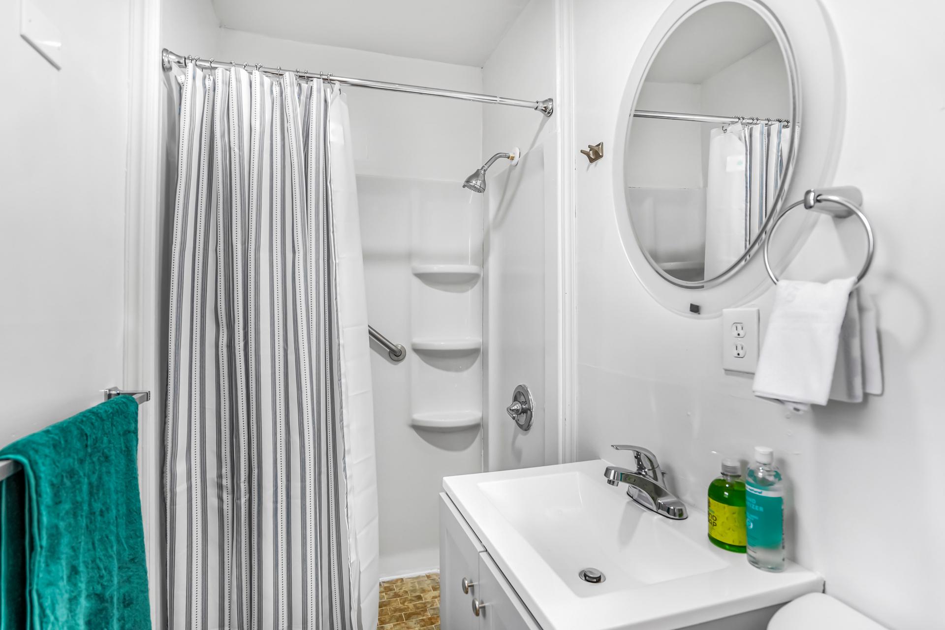 bathroom, detected:
