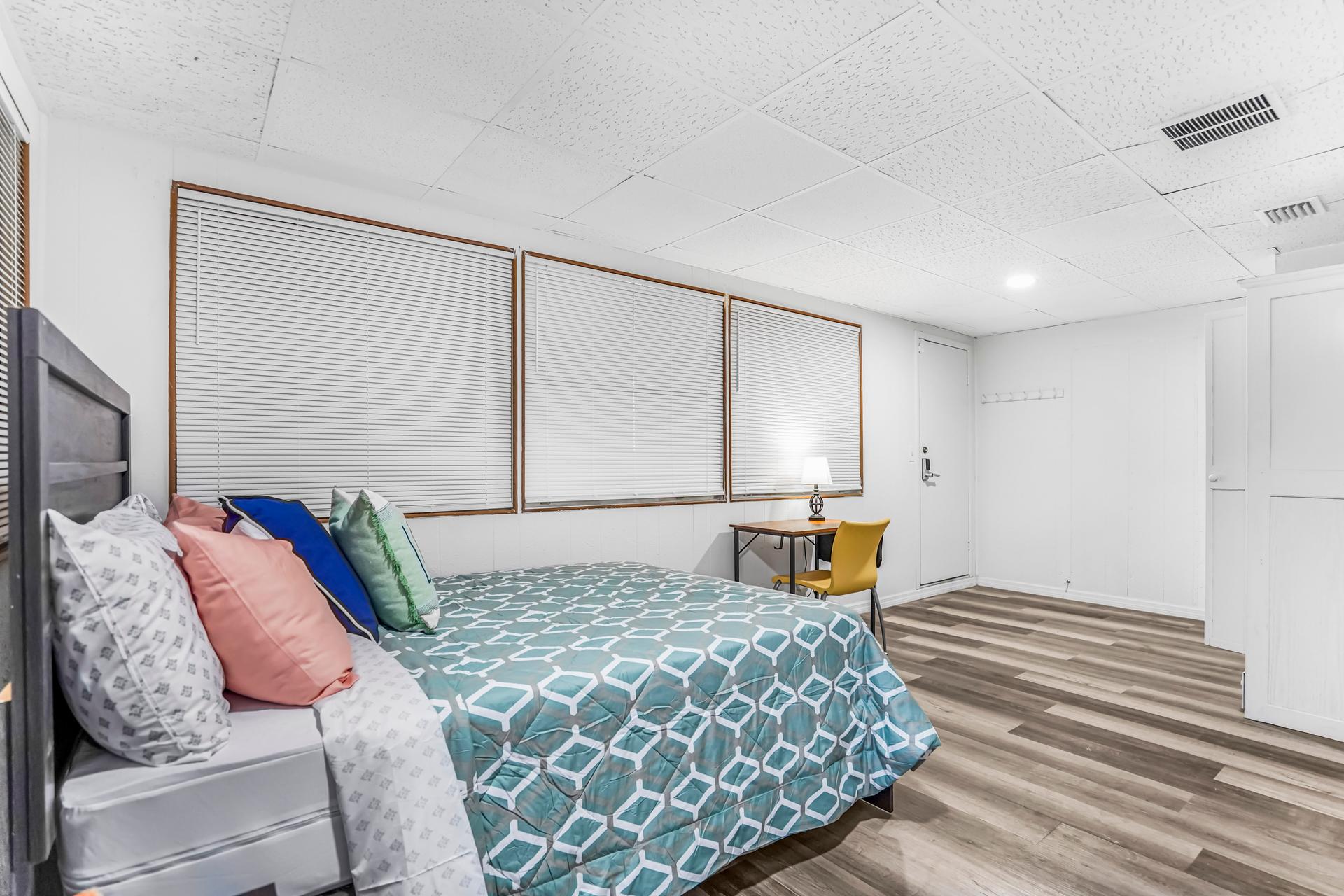 bedroom, detected: