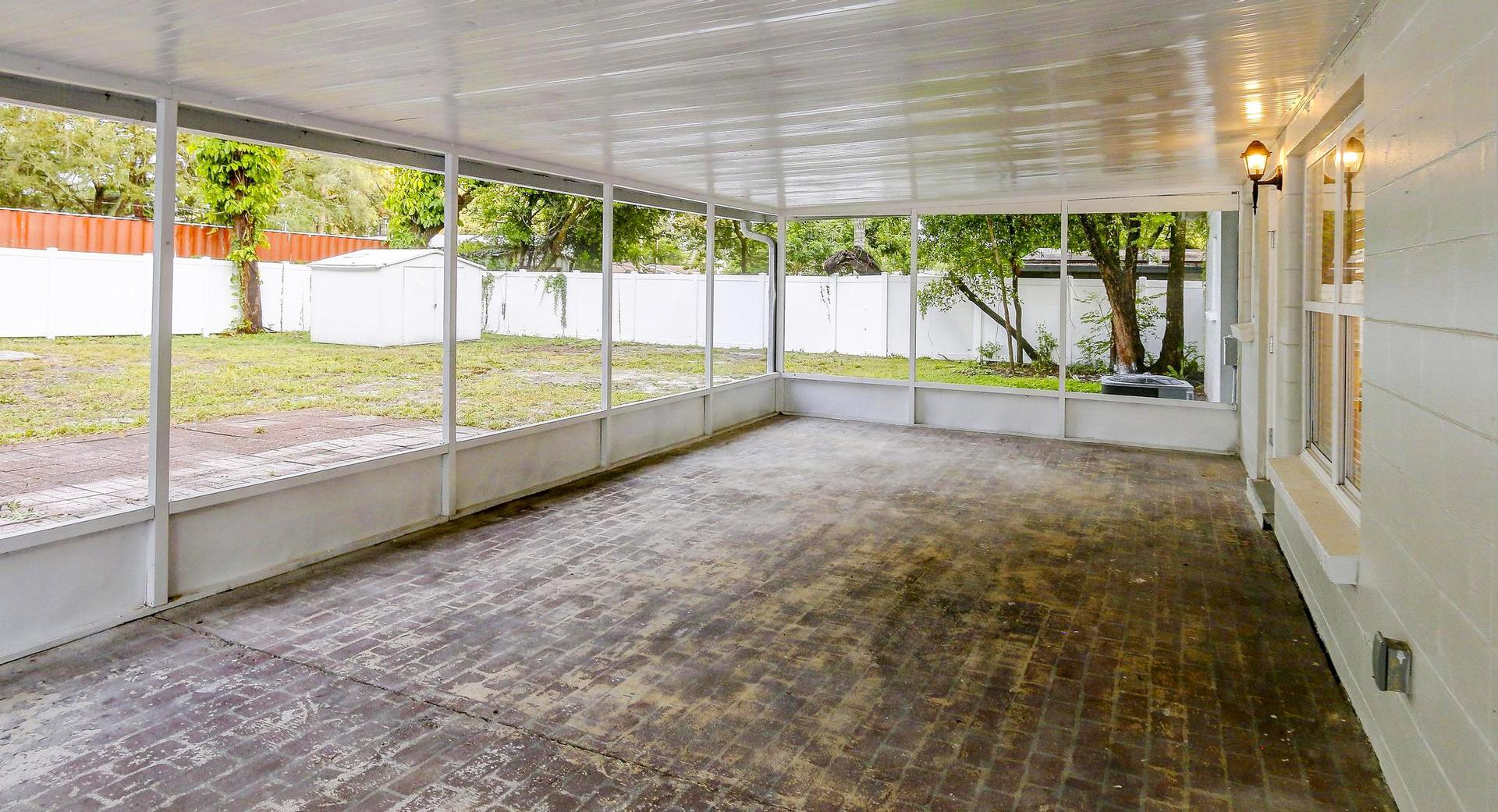Common spaces including the kitchen