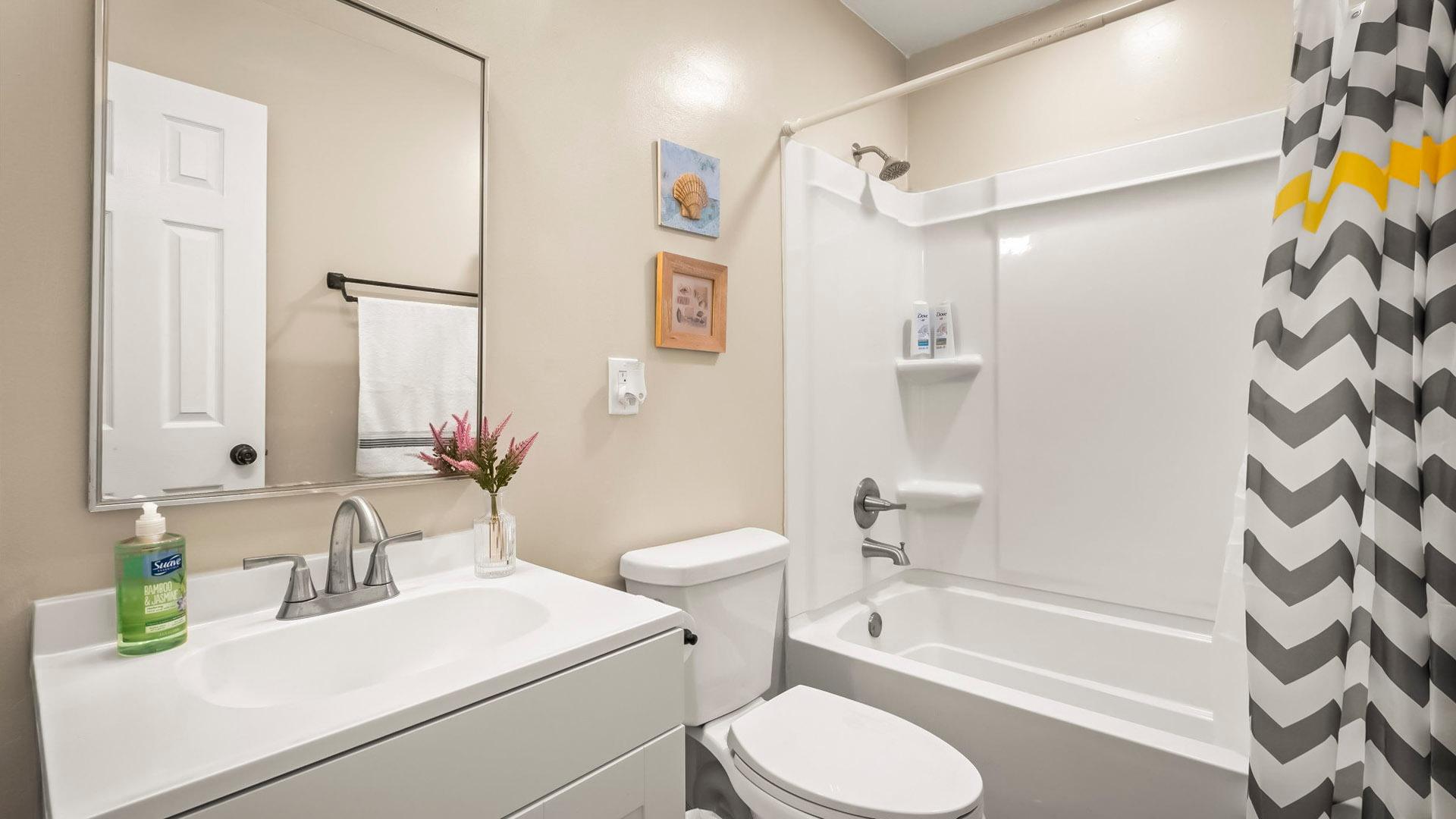 Bathroom(s)