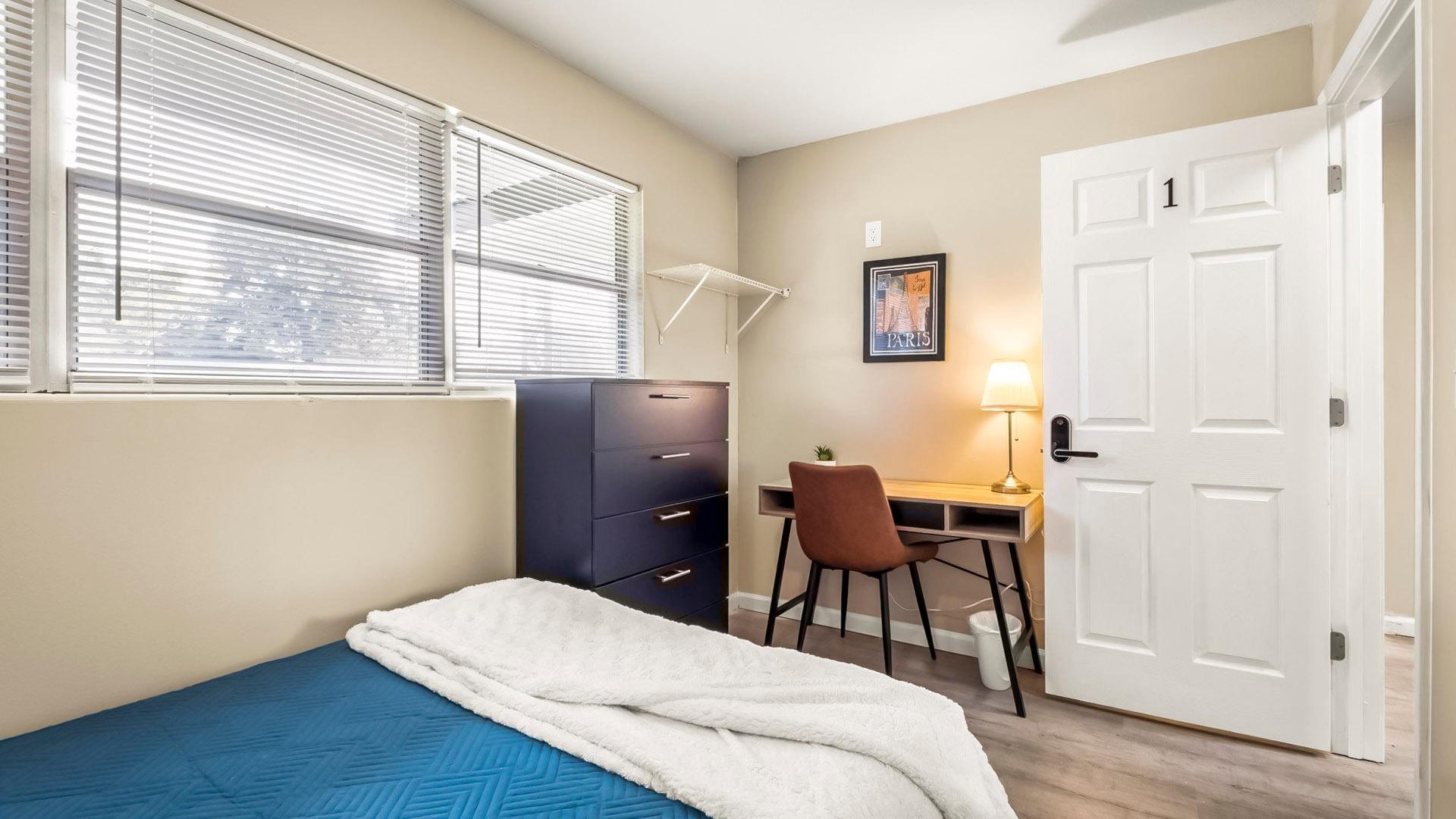 bedroom, detected:window blind, bed
