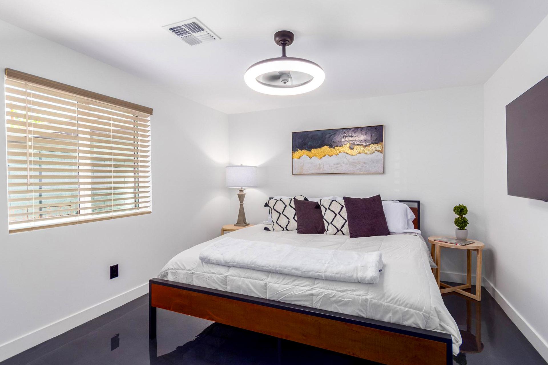 bedroom, detected:bed, window blind