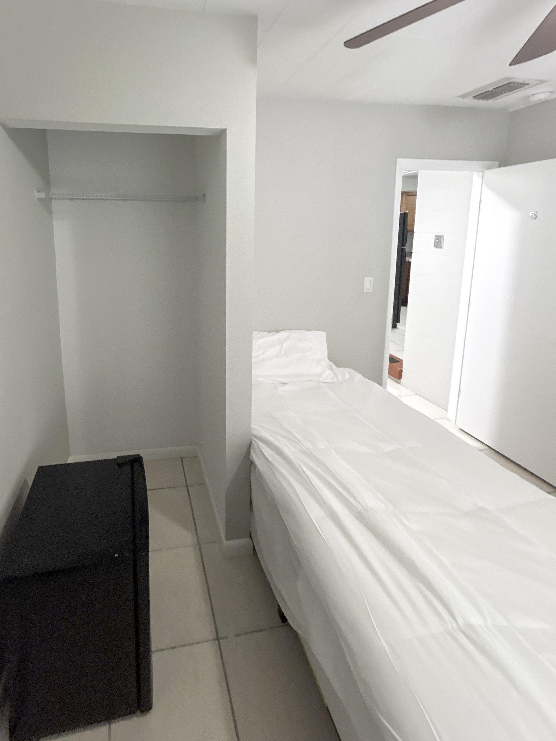 bedroom, detected:bed, ceiling fan