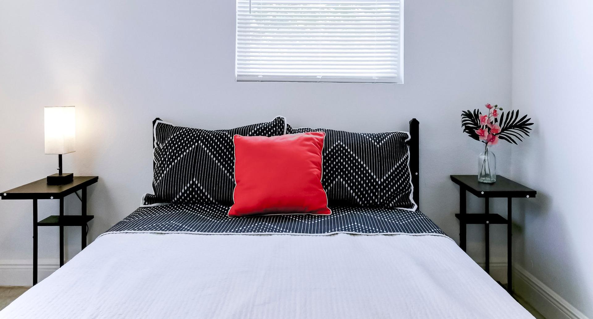 bedroom, detected:bed, window blind
