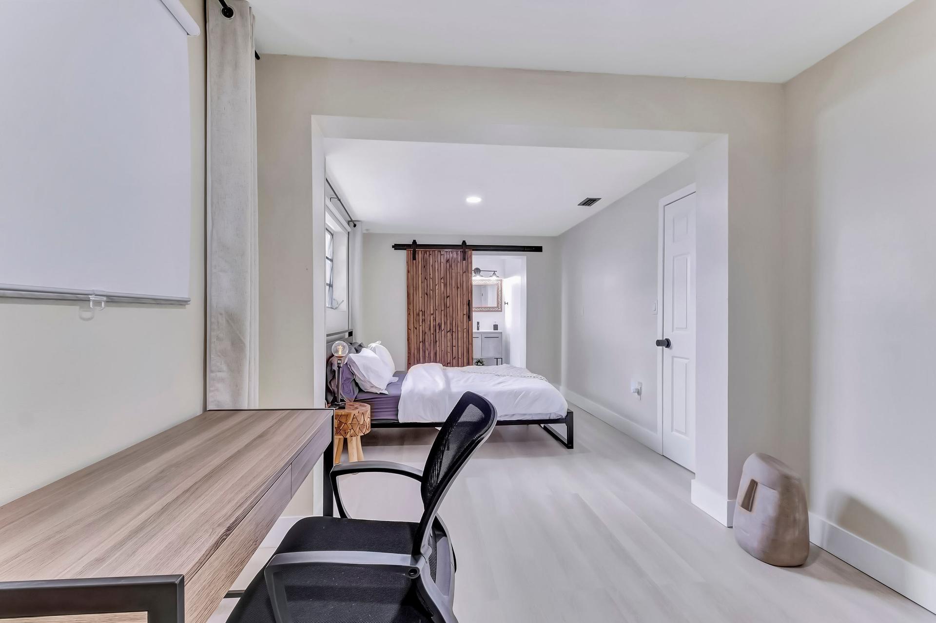 bedroom, detected: