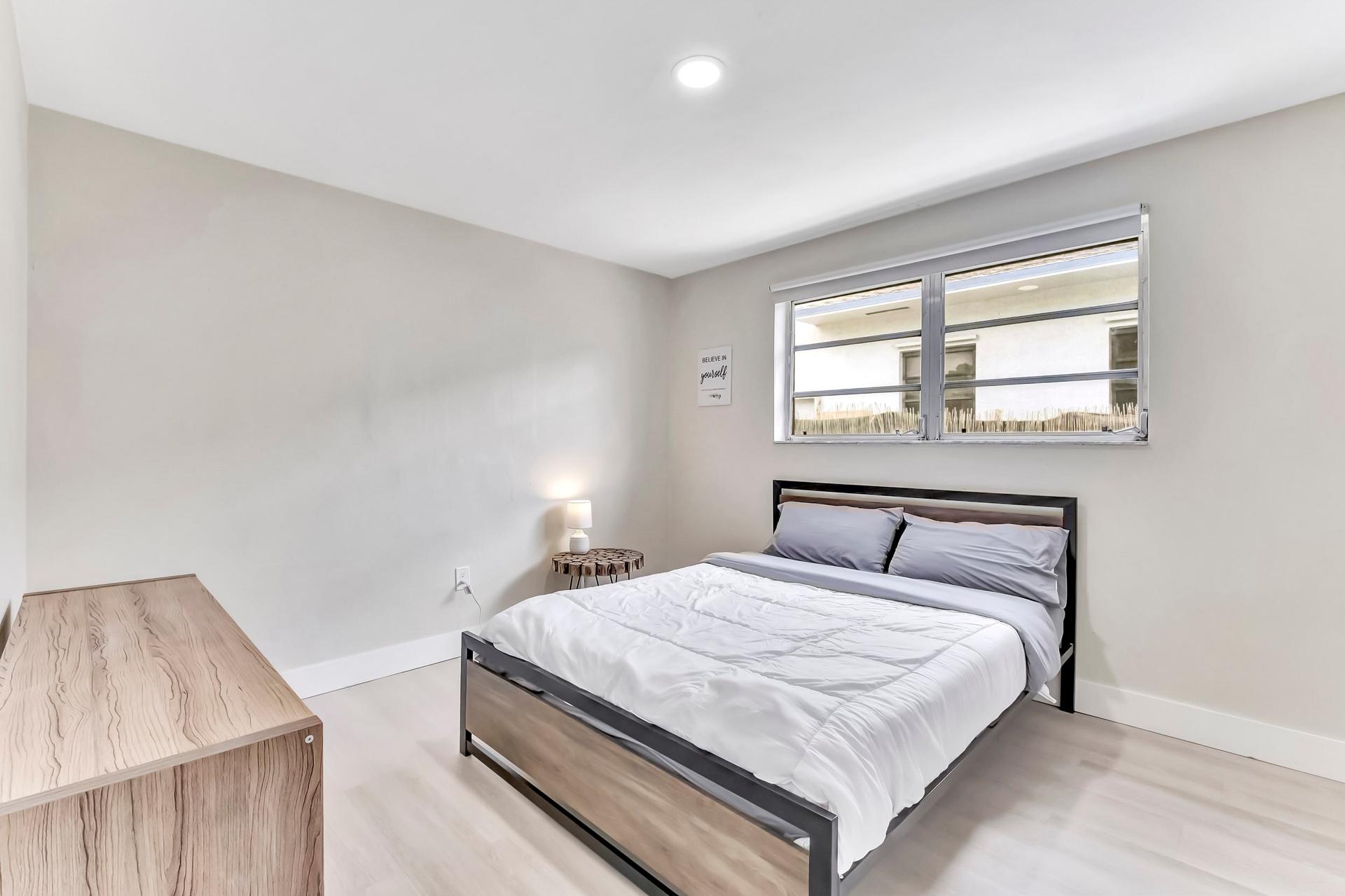 bedroom, detected:bed