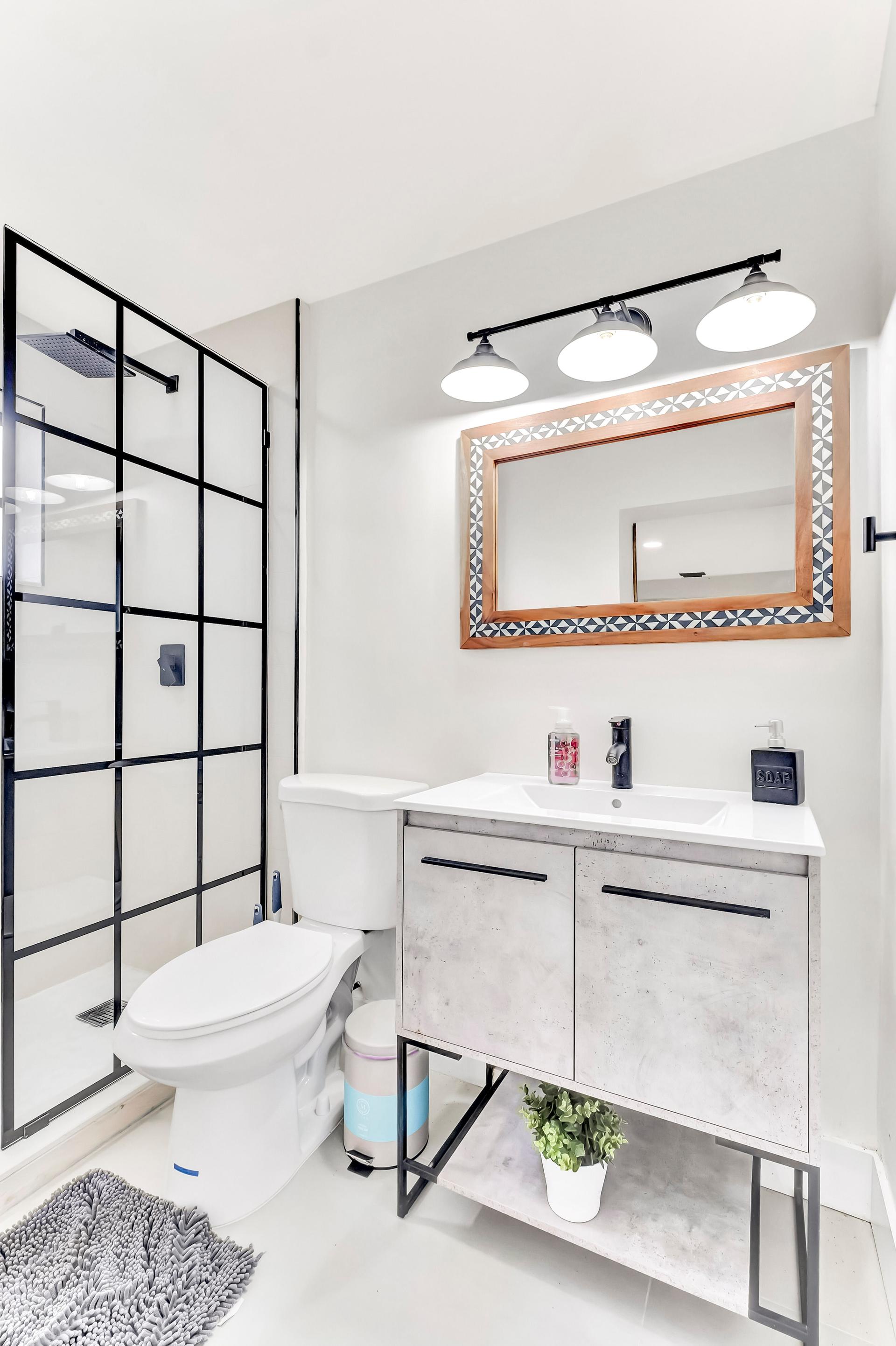 bathroom, detected: