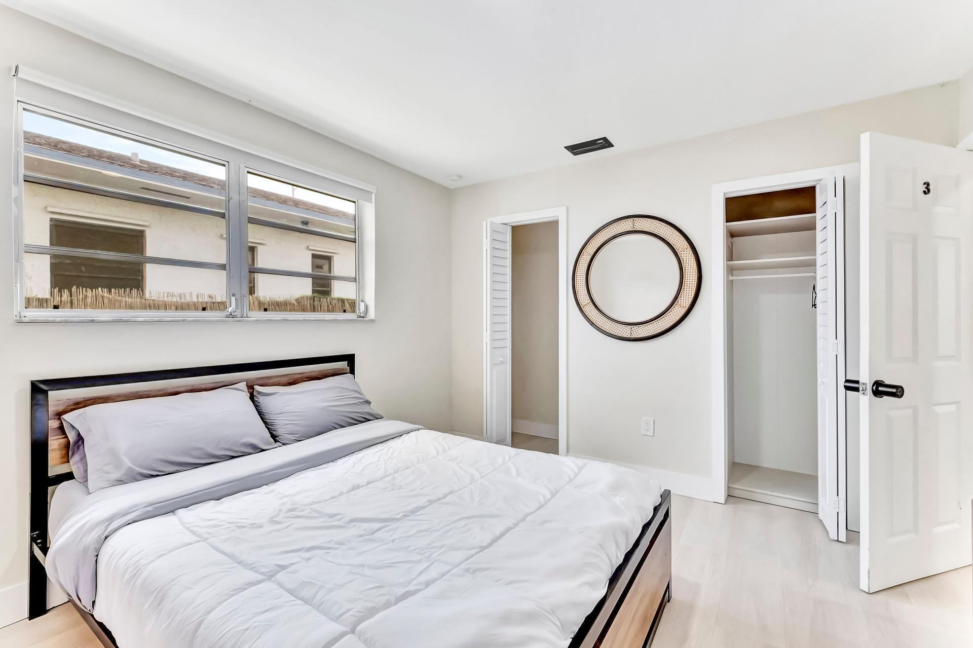 bedroom, detected:bed