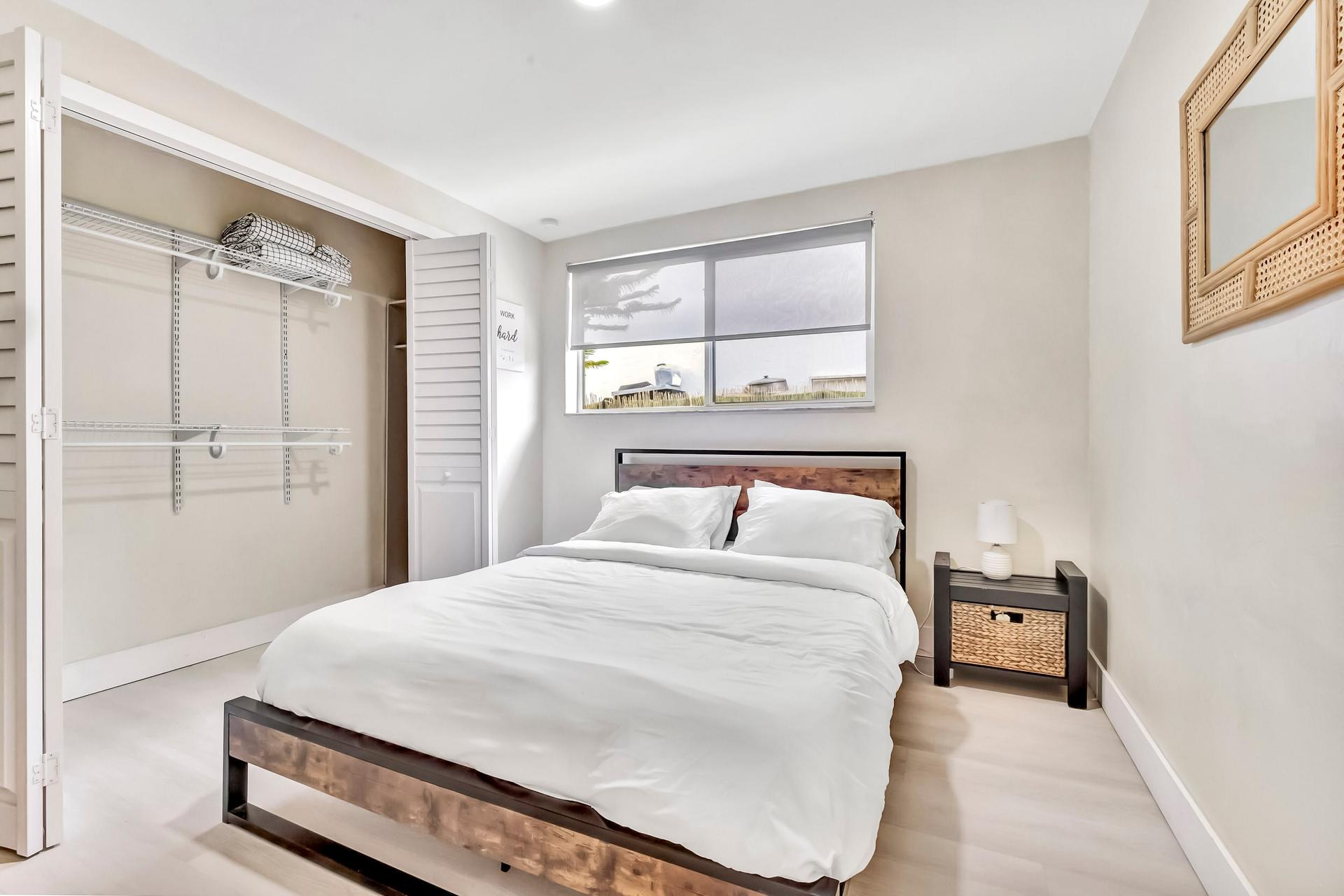 bedroom, detected:bed