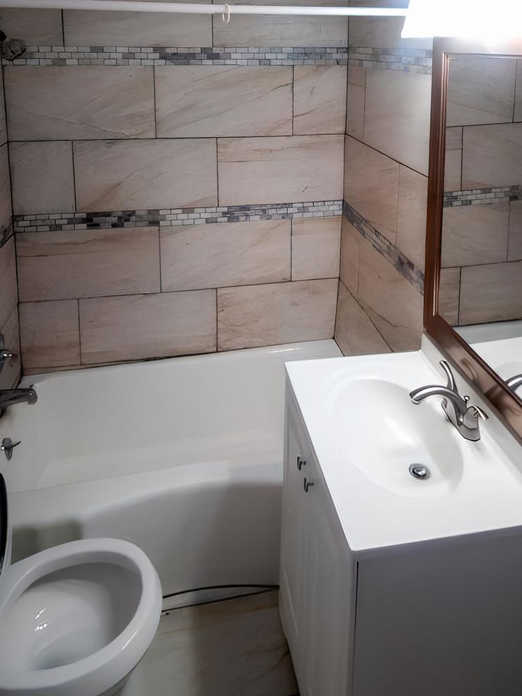 Bathroom(s)