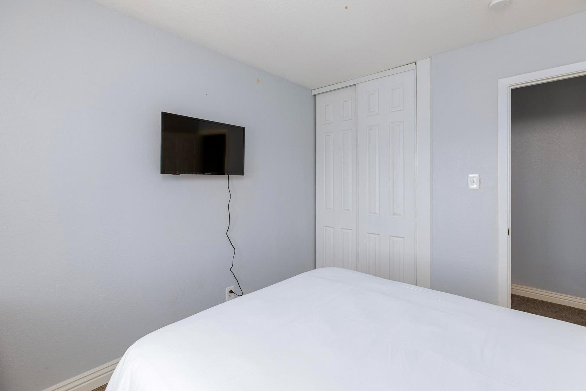 bedroom, detected:bed