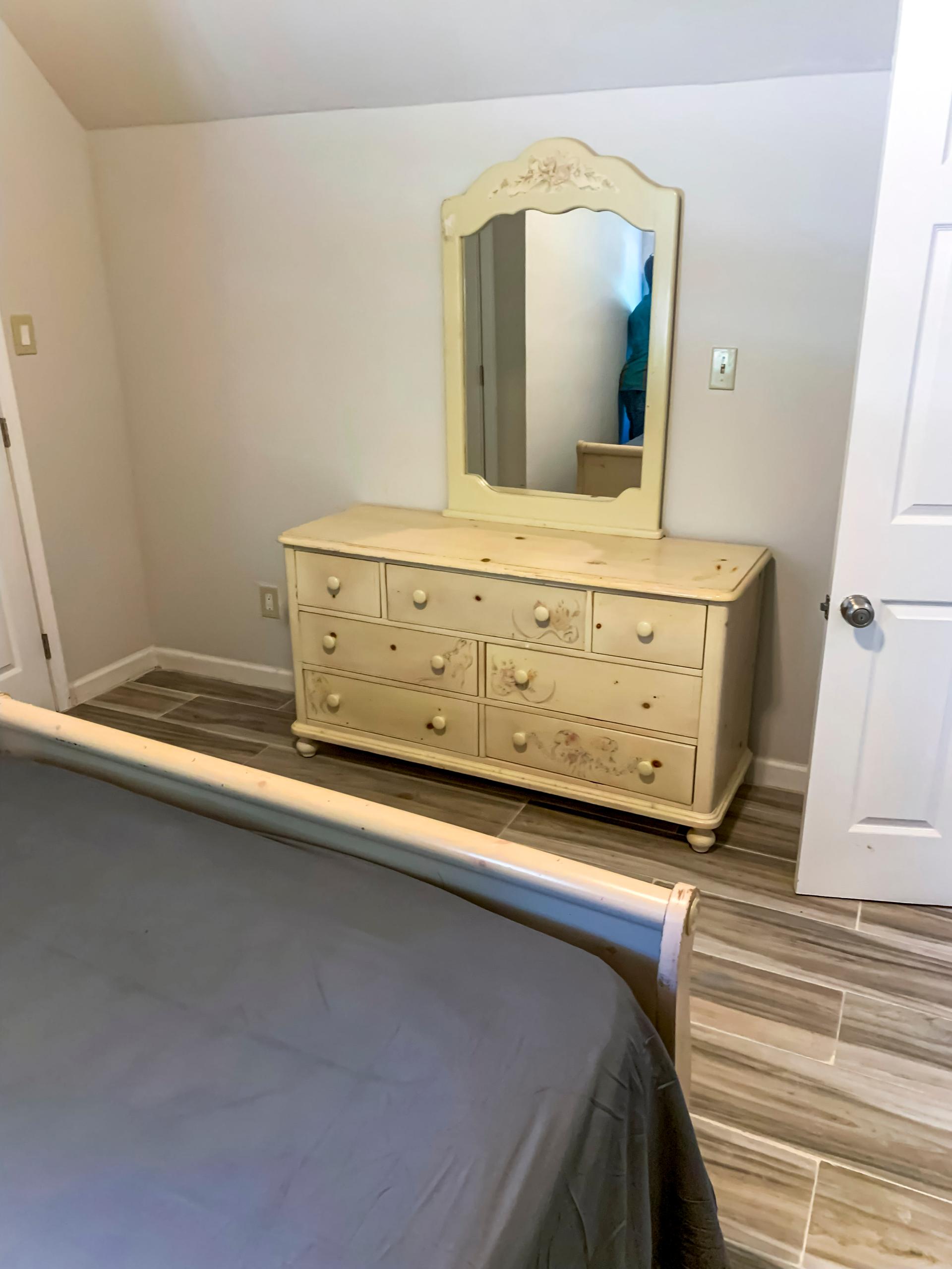 bedroom, detected:bed