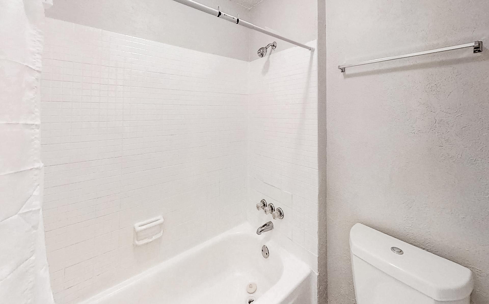 Bathroom(s)