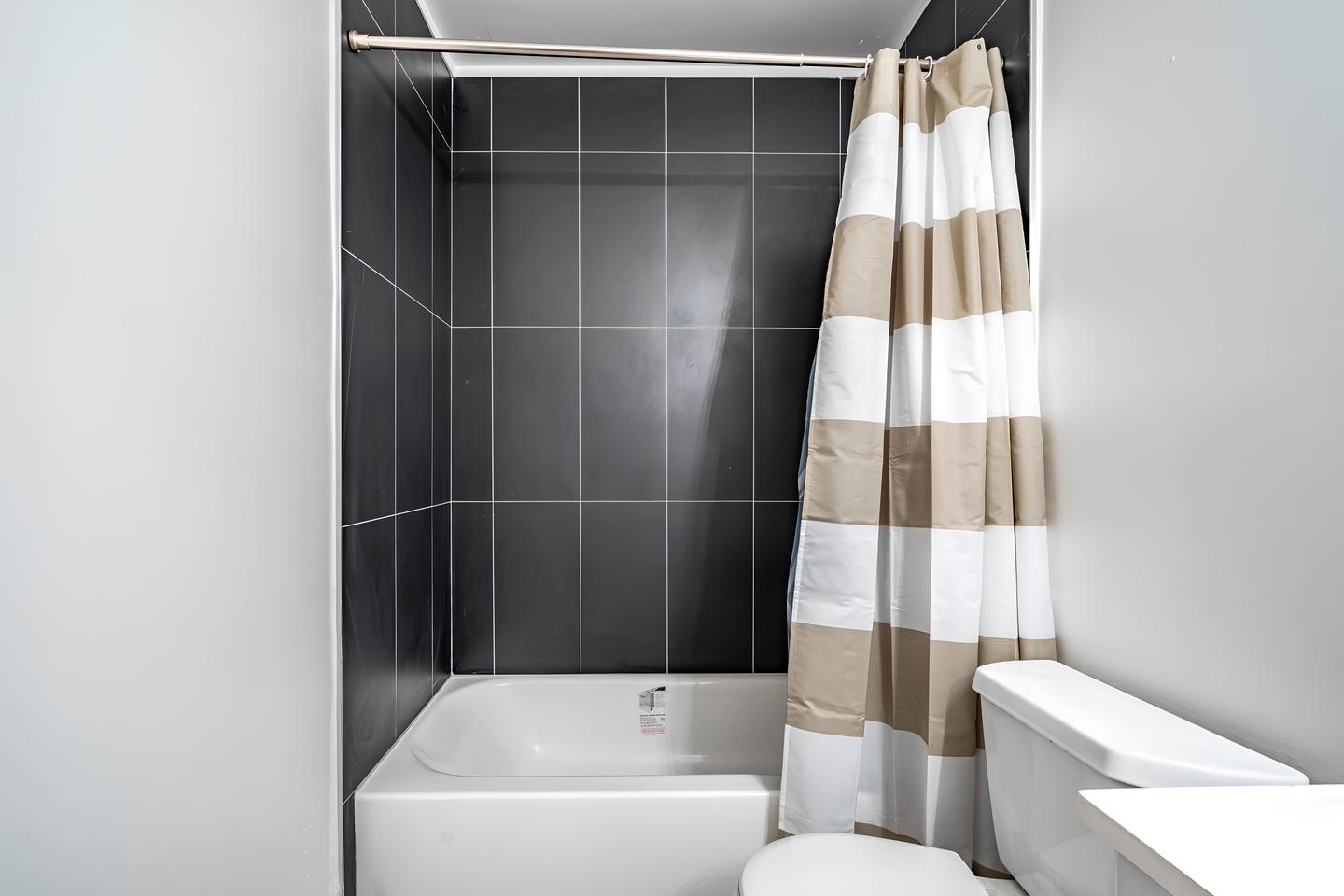 Bathroom(s)