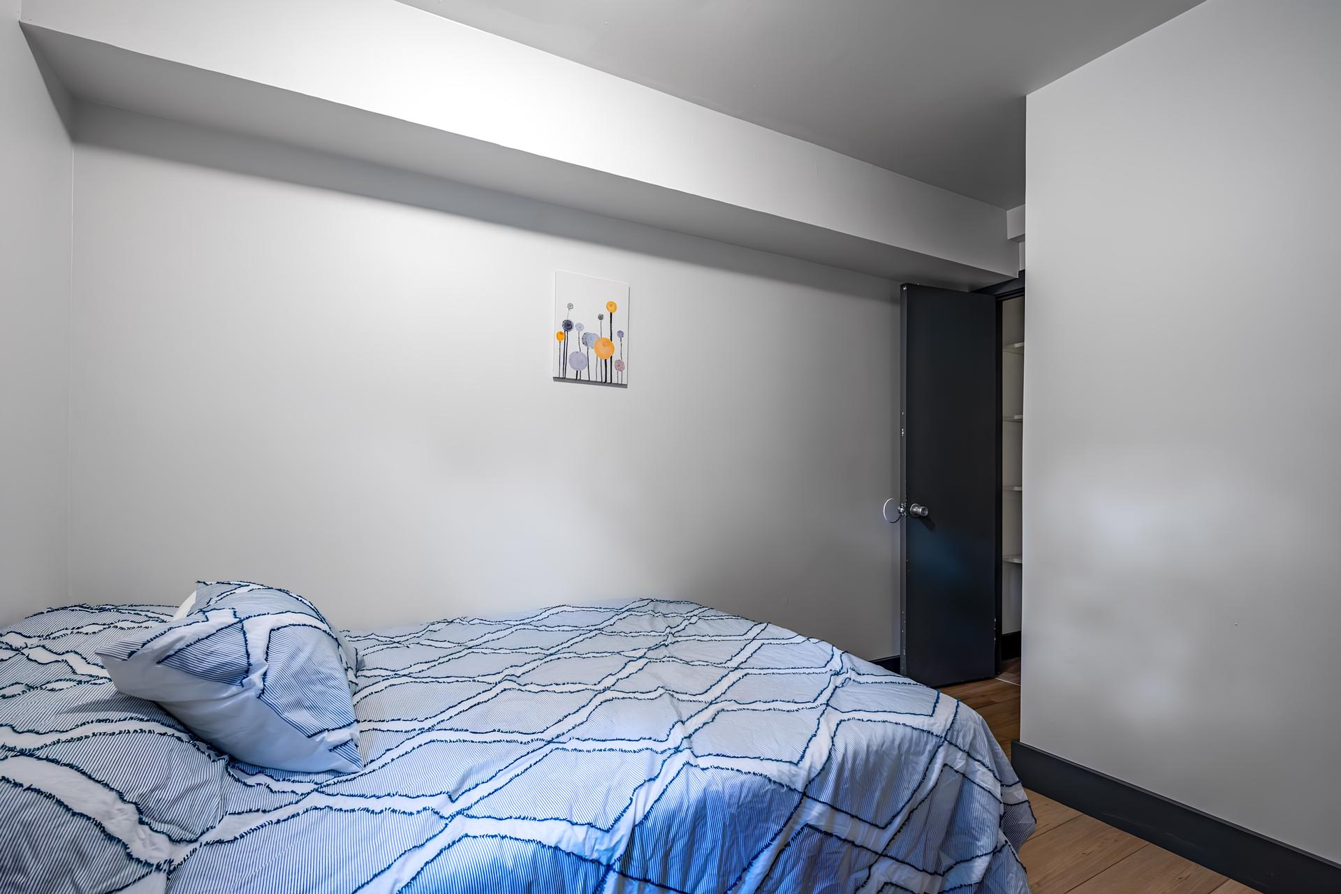 bedroom, detected:bed