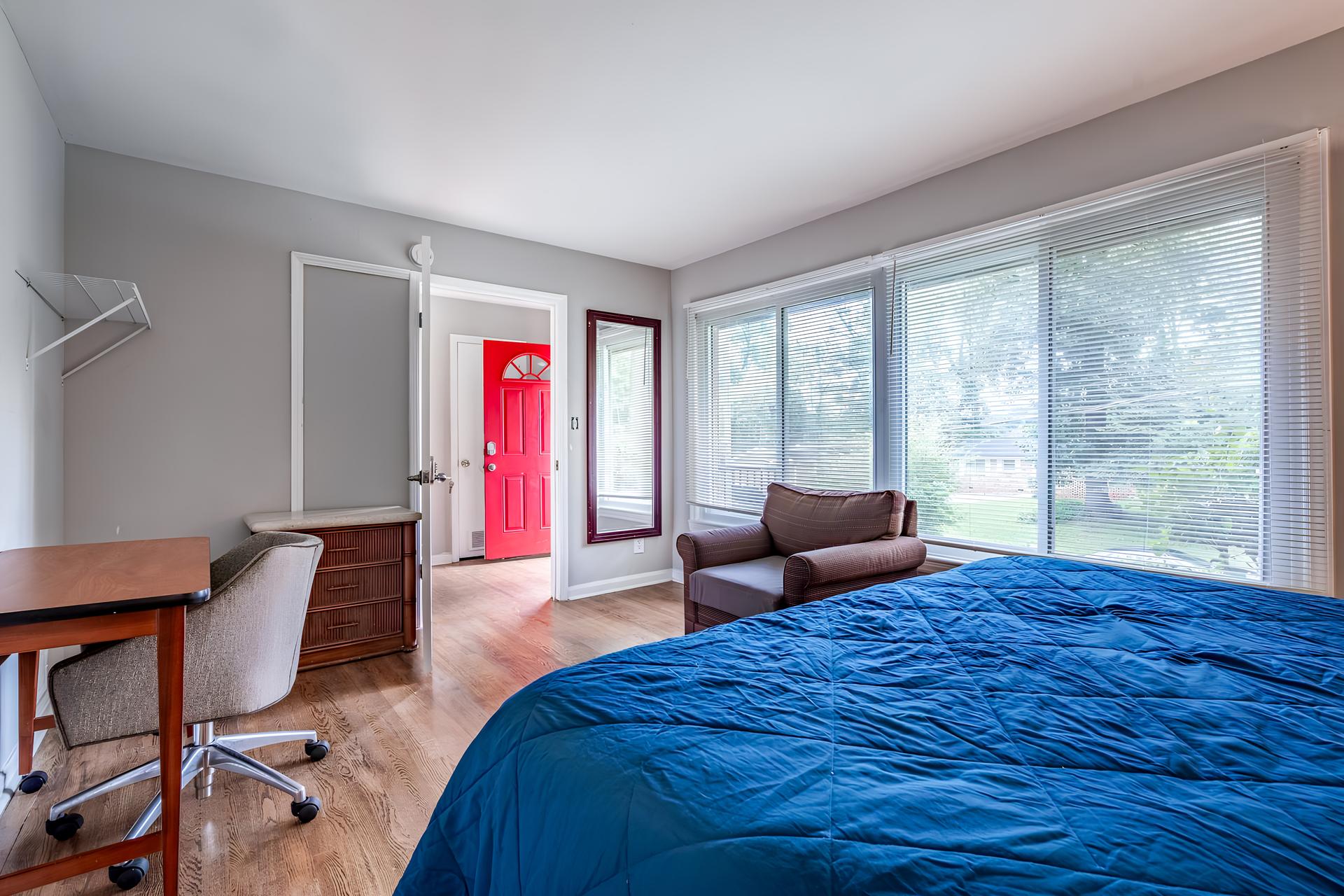 bedroom, detected:bed
