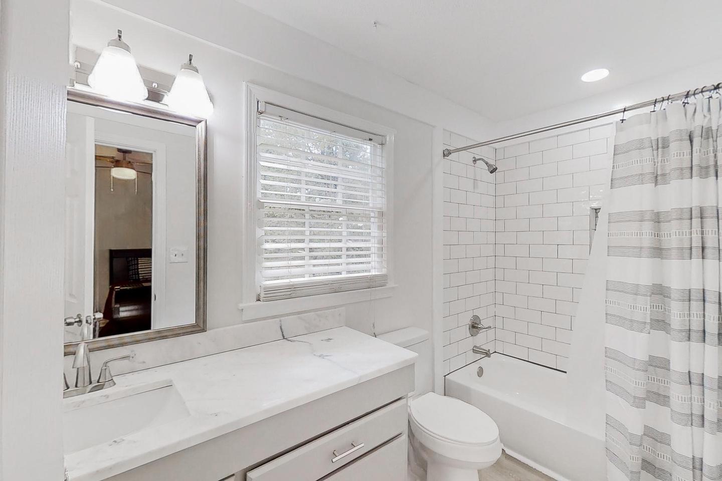 Bathroom(s)