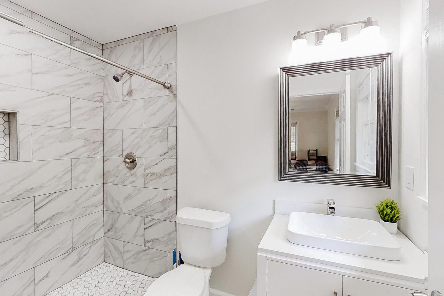 Bathroom(s)