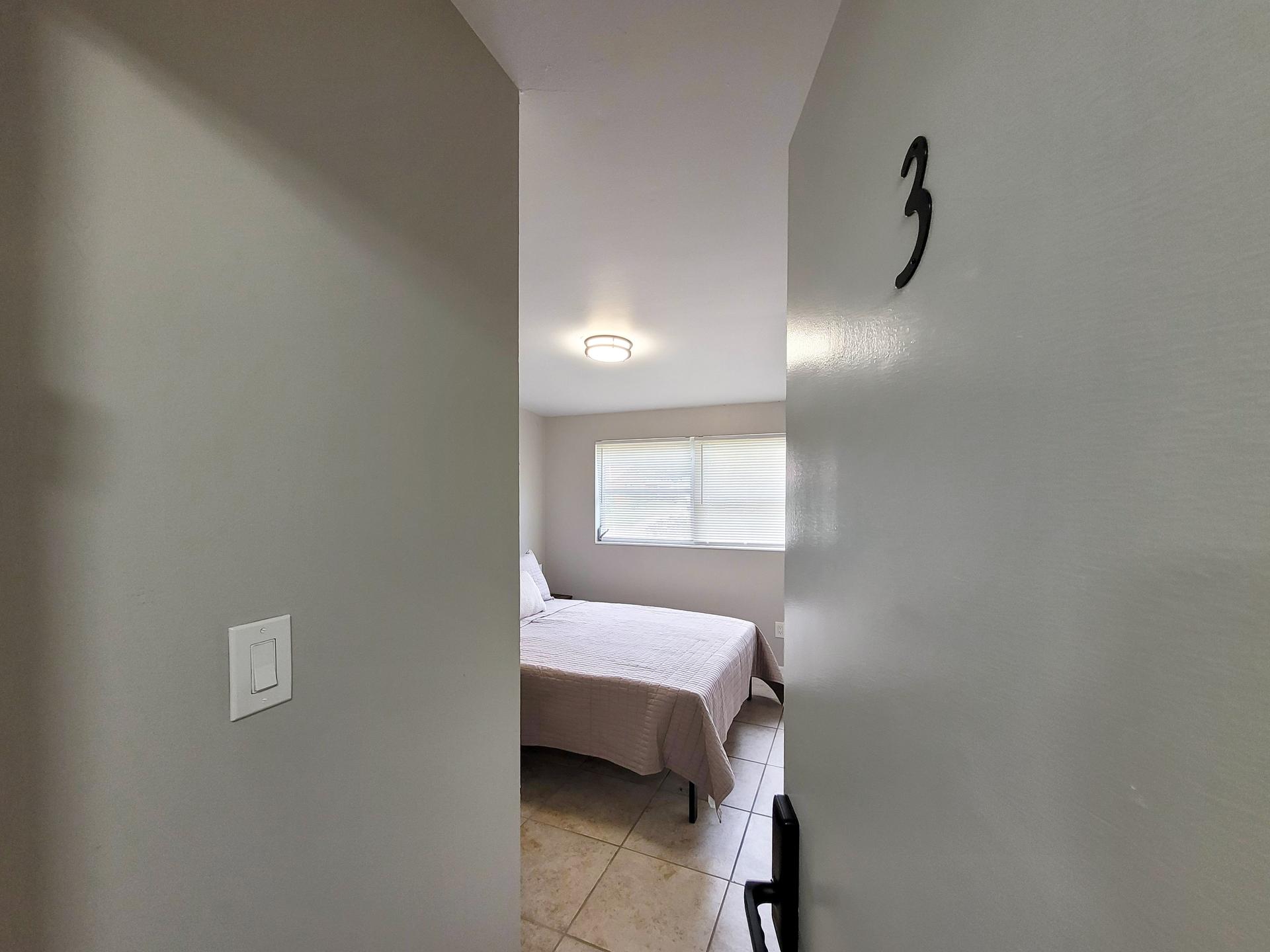 bedroom, detected:bed