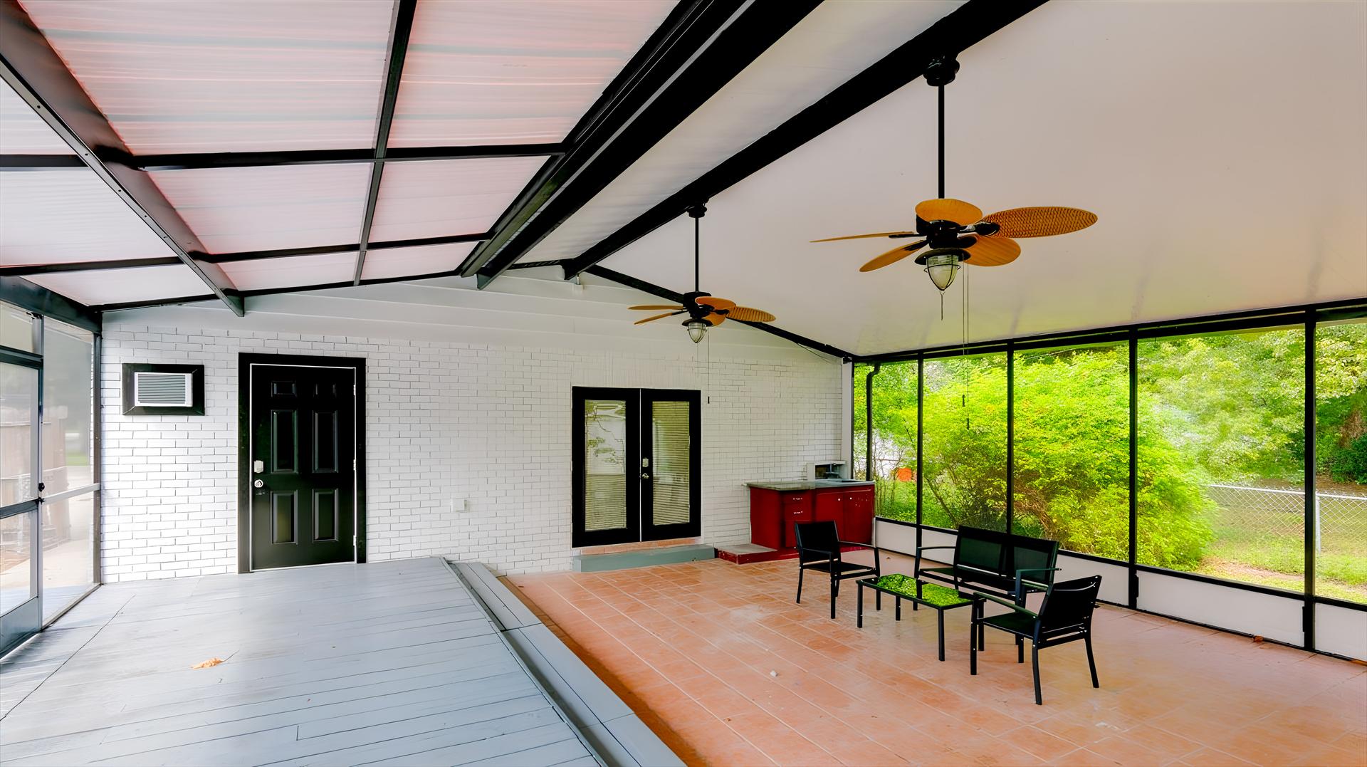 Common spaces including the kitchen