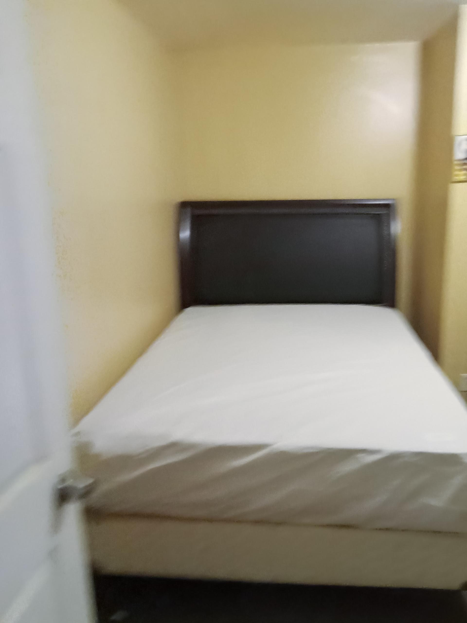 bedroom, detected:bed