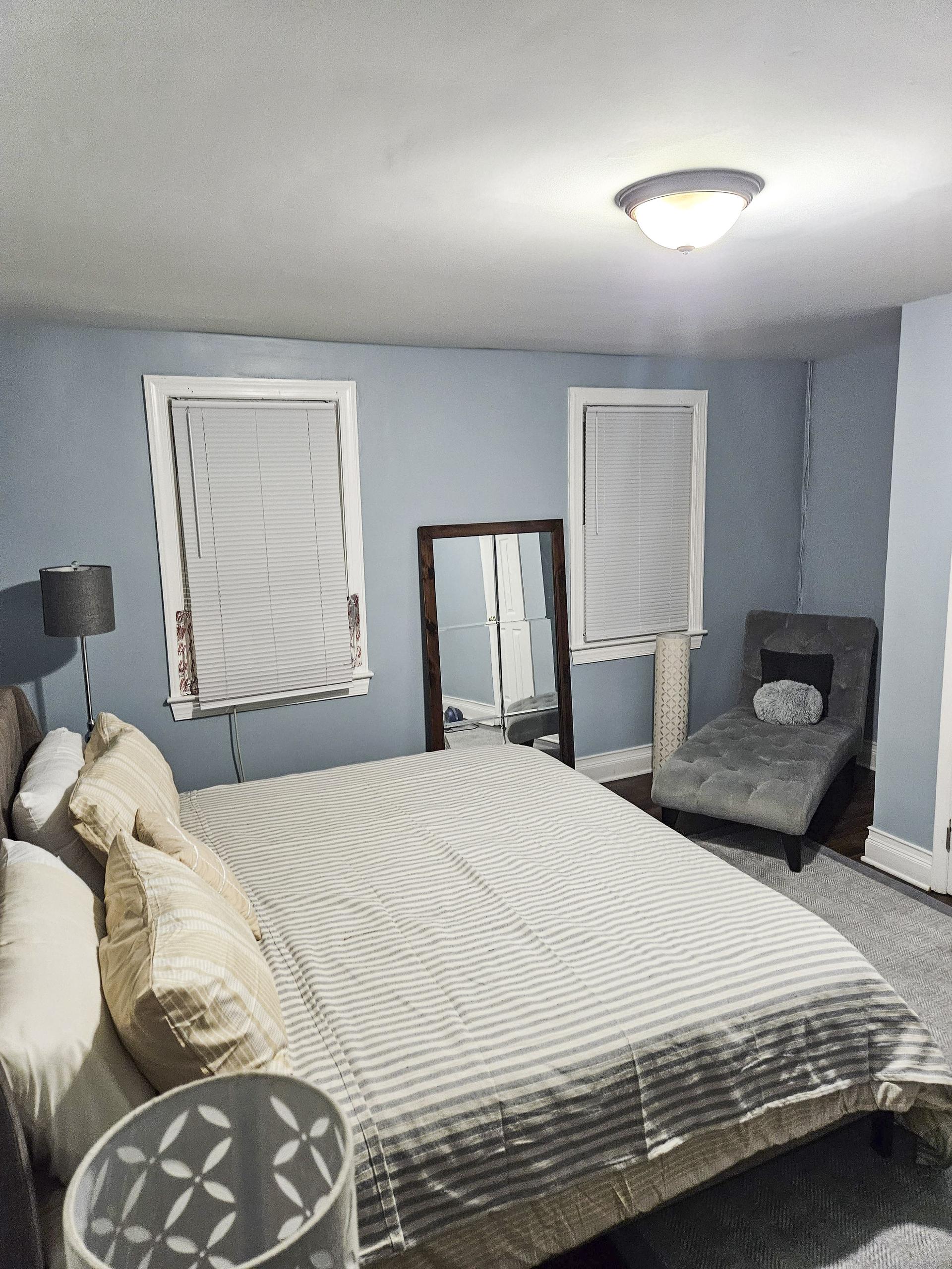 bedroom, detected:bed, window blind