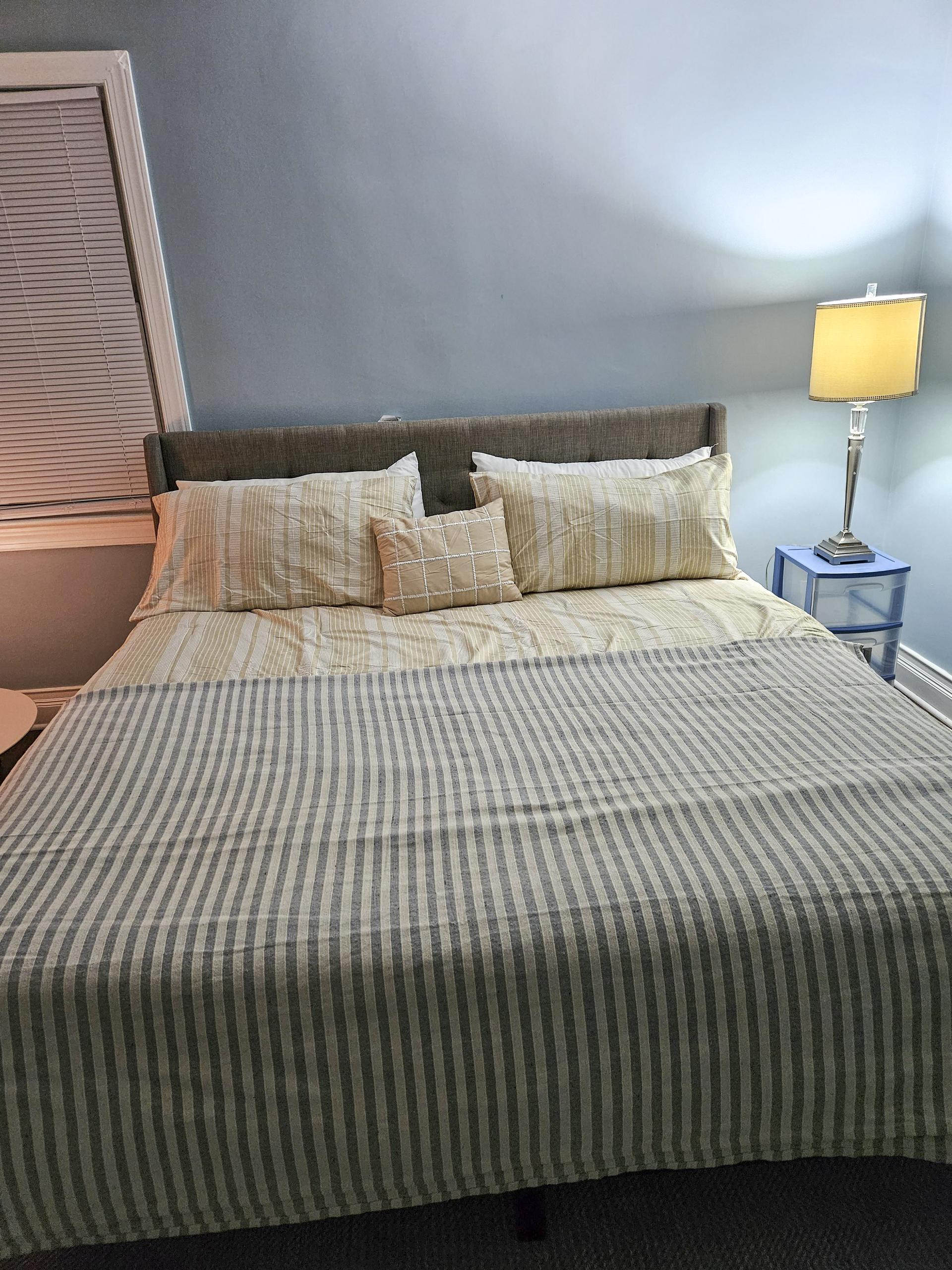 bedroom, detected:bed