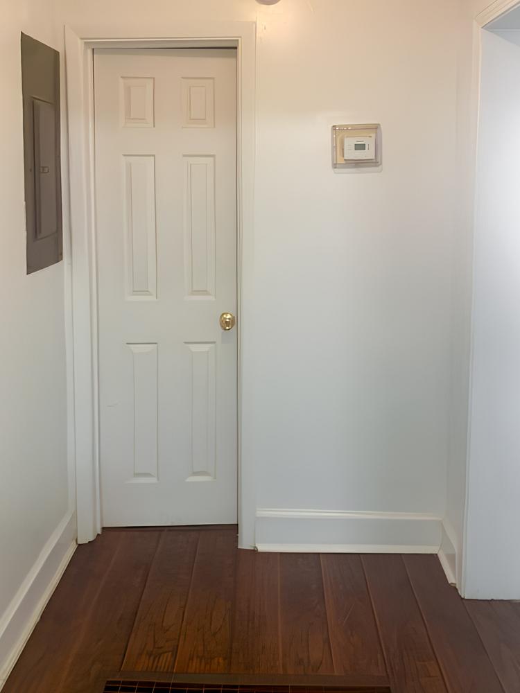 Bathroom(s)